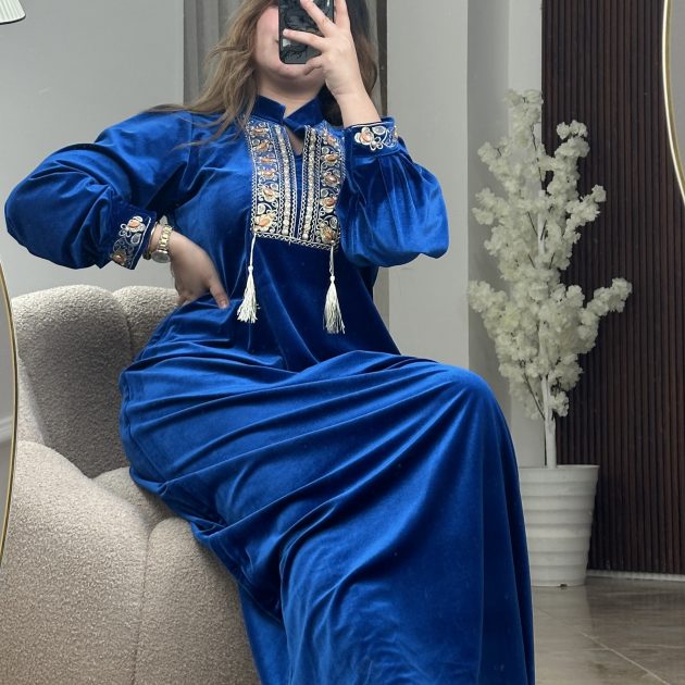 جبة قطيفة عالية الجودة